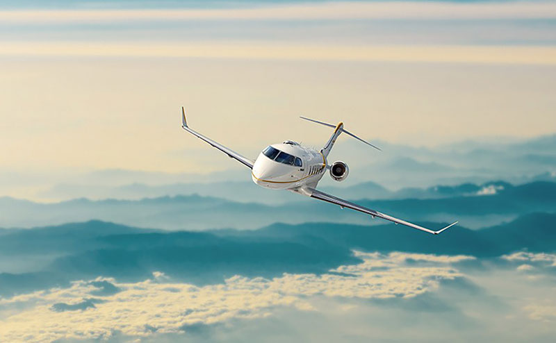 Challenger 350 private jet charter'