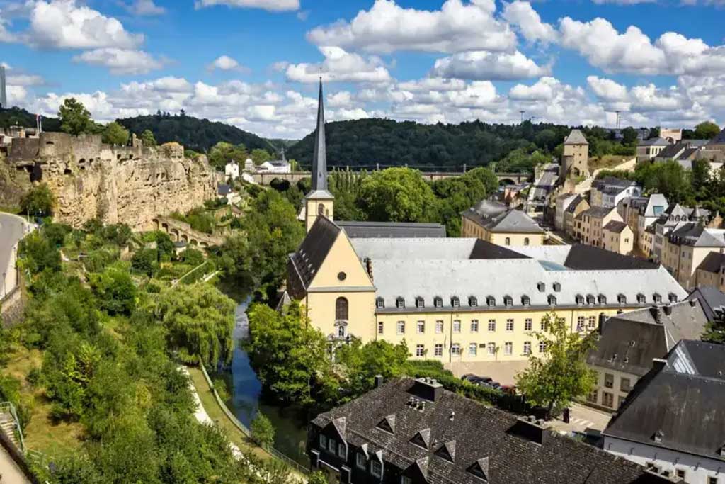 Luxembourg private jet charter