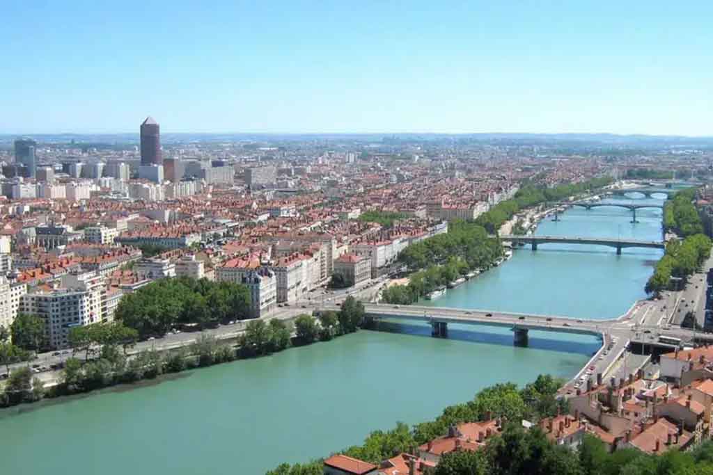 Lyon