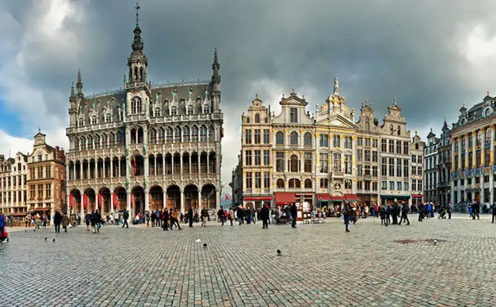 Berlin and Brussels Charter Flights private jet charter