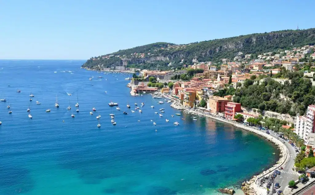 London and Cannes Charter Flights private jet charter